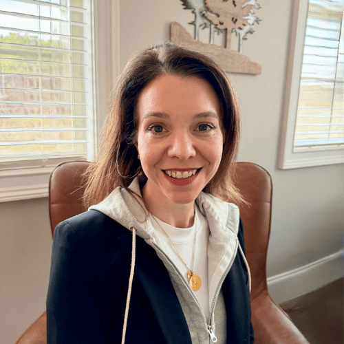 Emily Calvert Headshot